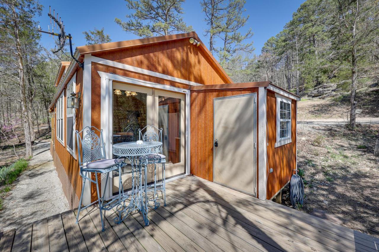 Cliffside Eureka Springs Cabin With Beaver Lake View 외부 사진
